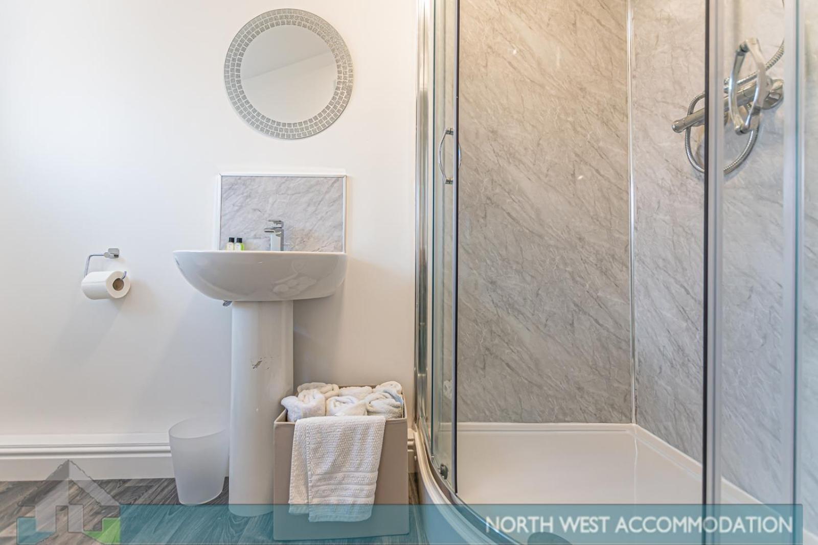 Relocation Or Family Stay 3Br Home In Warrington Exteriér fotografie