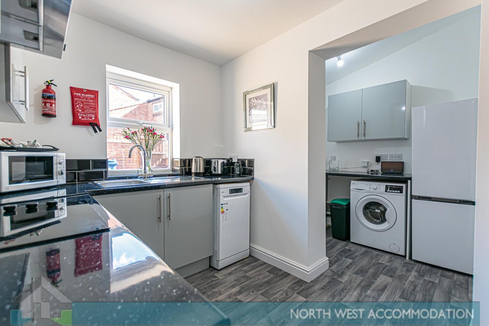 Relocation Or Family Stay 3Br Home In Warrington Exteriér fotografie