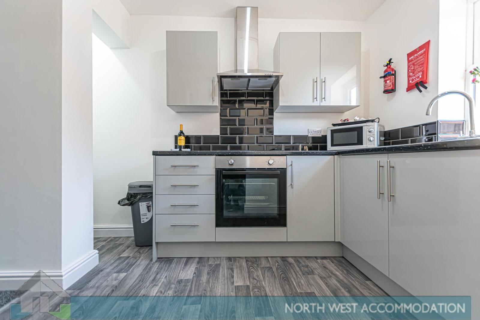 Relocation Or Family Stay 3Br Home In Warrington Exteriér fotografie